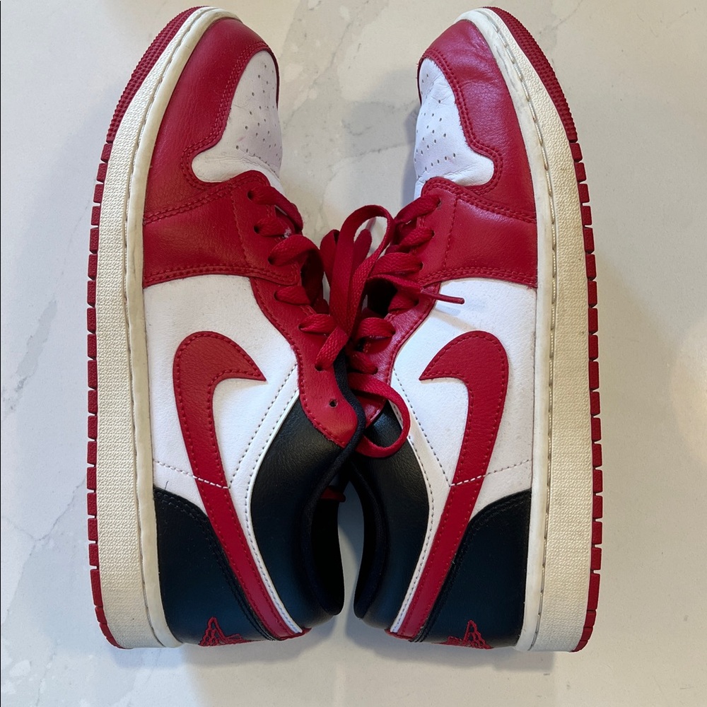 Nike Jordan 1 Lows, size 10 women’s